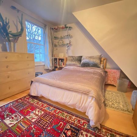 The Blue Door Apartment Лондон Екстериор снимка